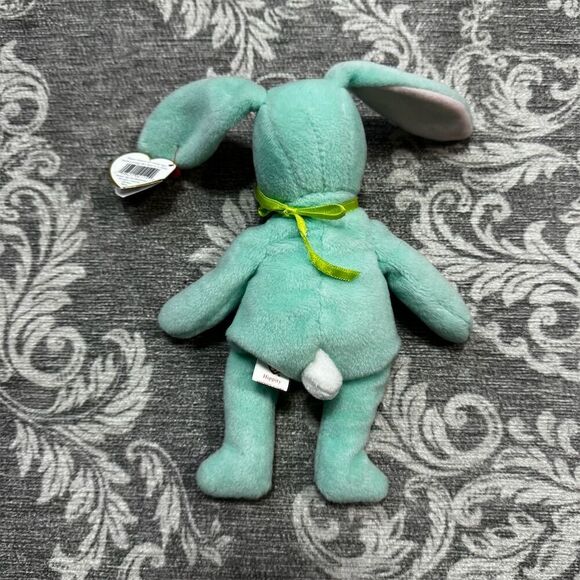 TY Beanie Baby Hippity the Green Bunny 1996 Plush Toy - Picture 3 of 10